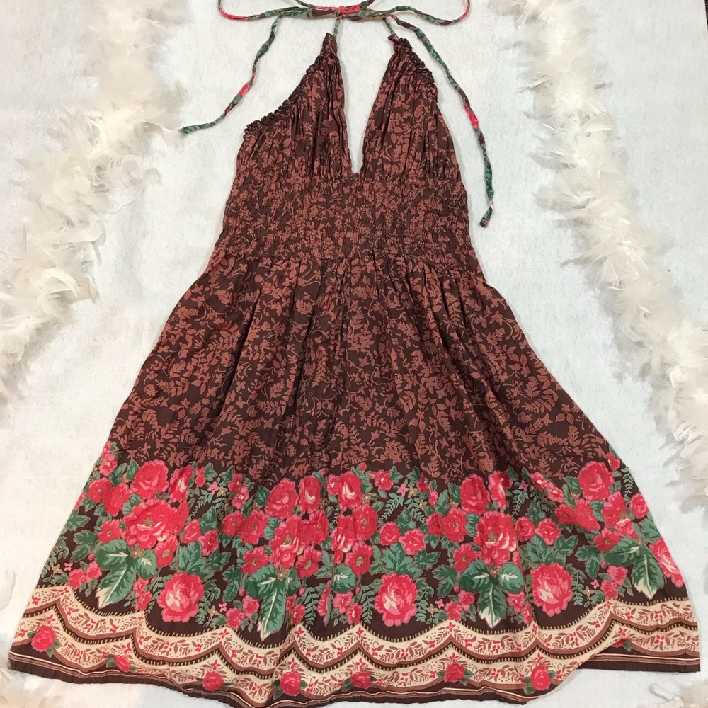 Plunging Neckline Earth-tone Floral Dress